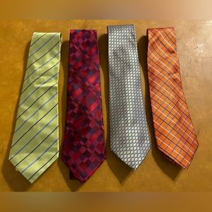4 Men’s Van Heusen Neck Ties